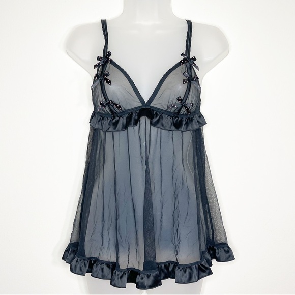 VICTORIA’S SECRET pretty little things babydoll Sheer NightGown Coquette